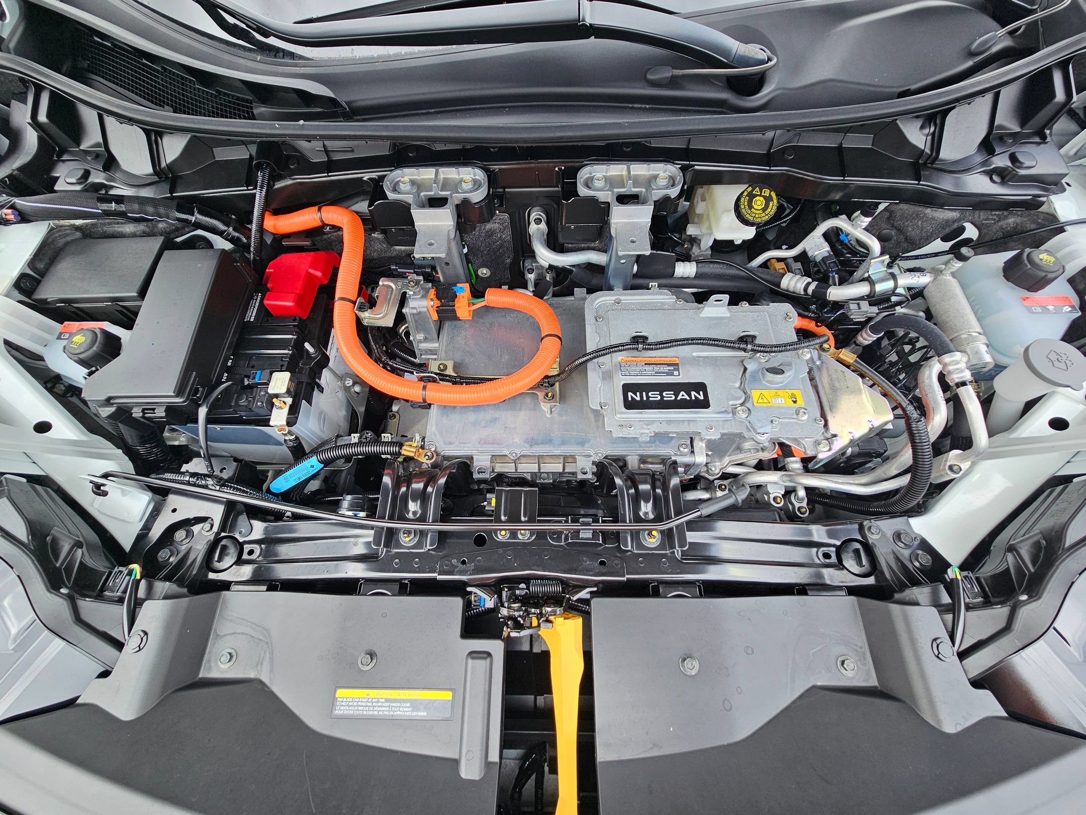 Used 2023 Nissan Ariya AWD image 31