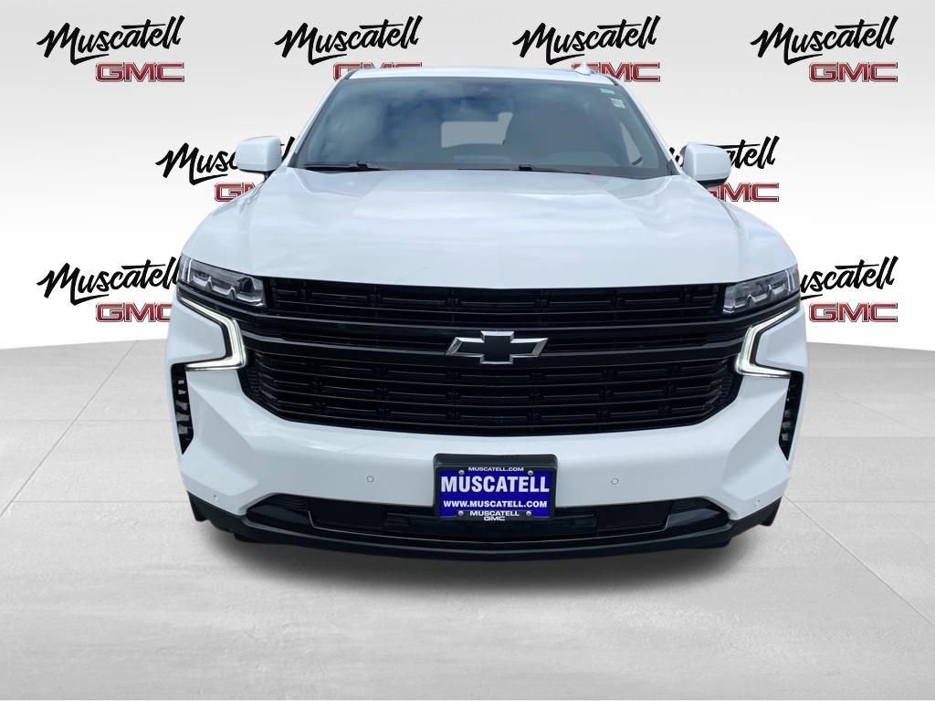 Used 2023 Chevrolet Suburban RST AWD/4WD image 2