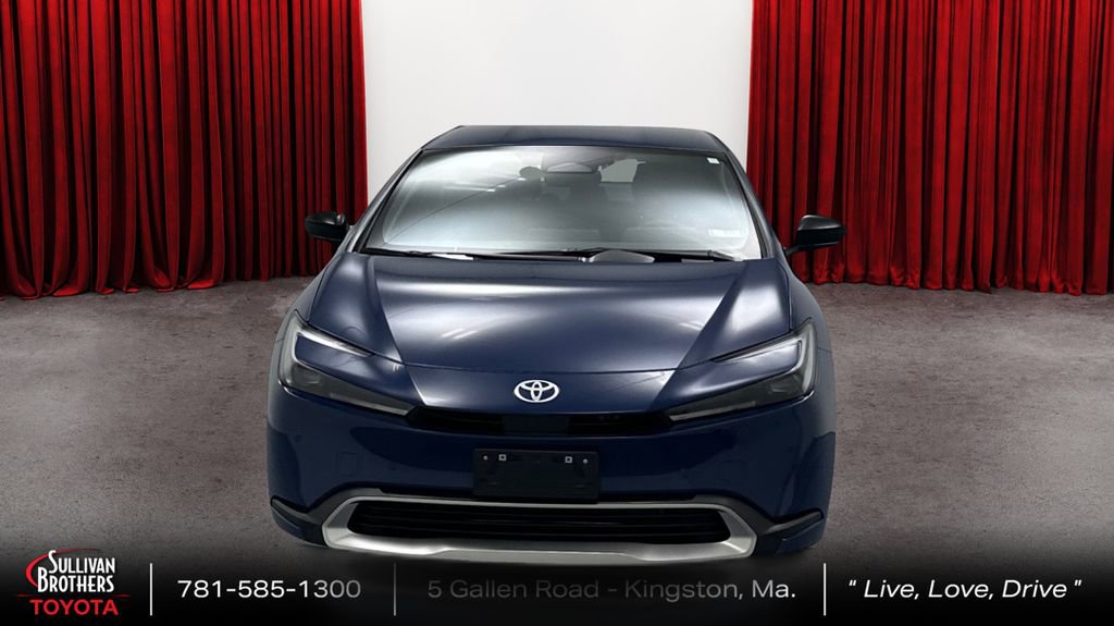 New 2026 Toyota Prius Plug-In Hybrid image 2