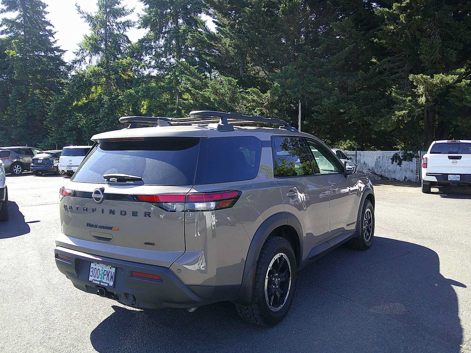 Used 2023 Nissan Pathfinder Rock Creek AWD/4WD image 5