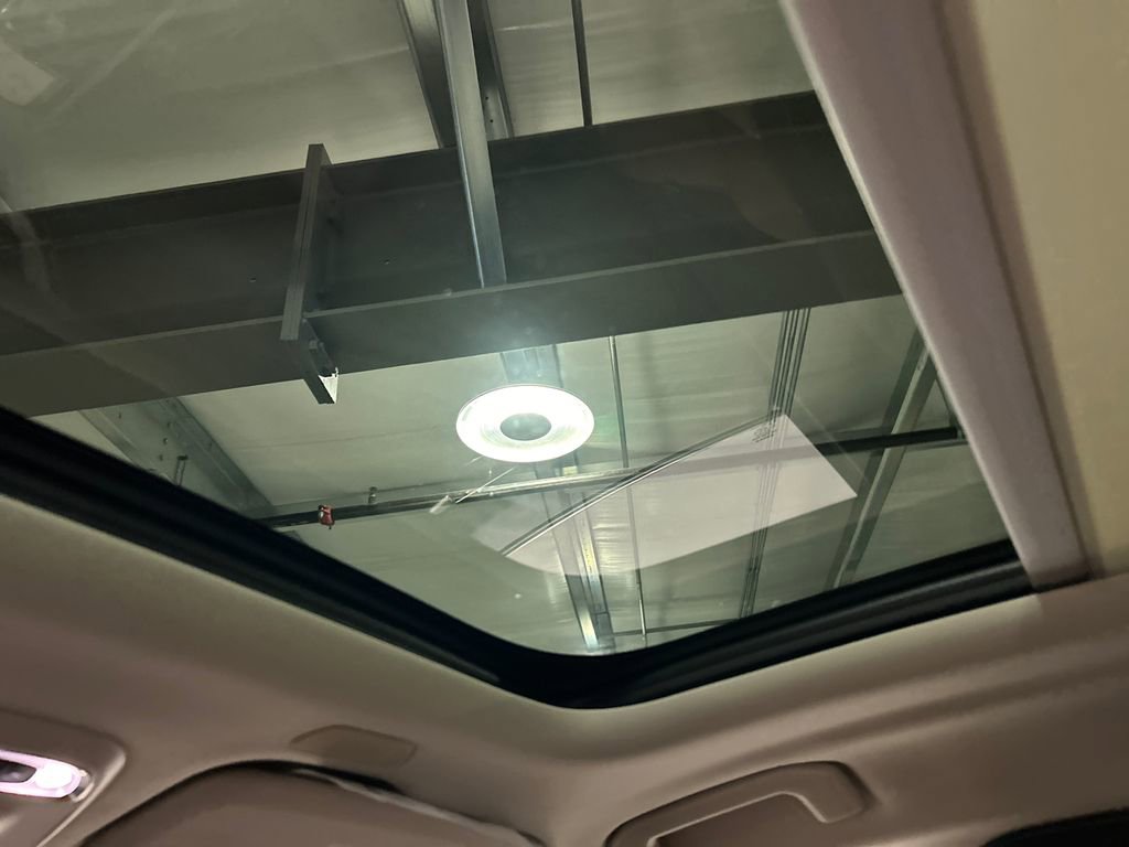 Used 2020 Volvo XC60 T6 Inscription w/ Protection Package Premier image 28