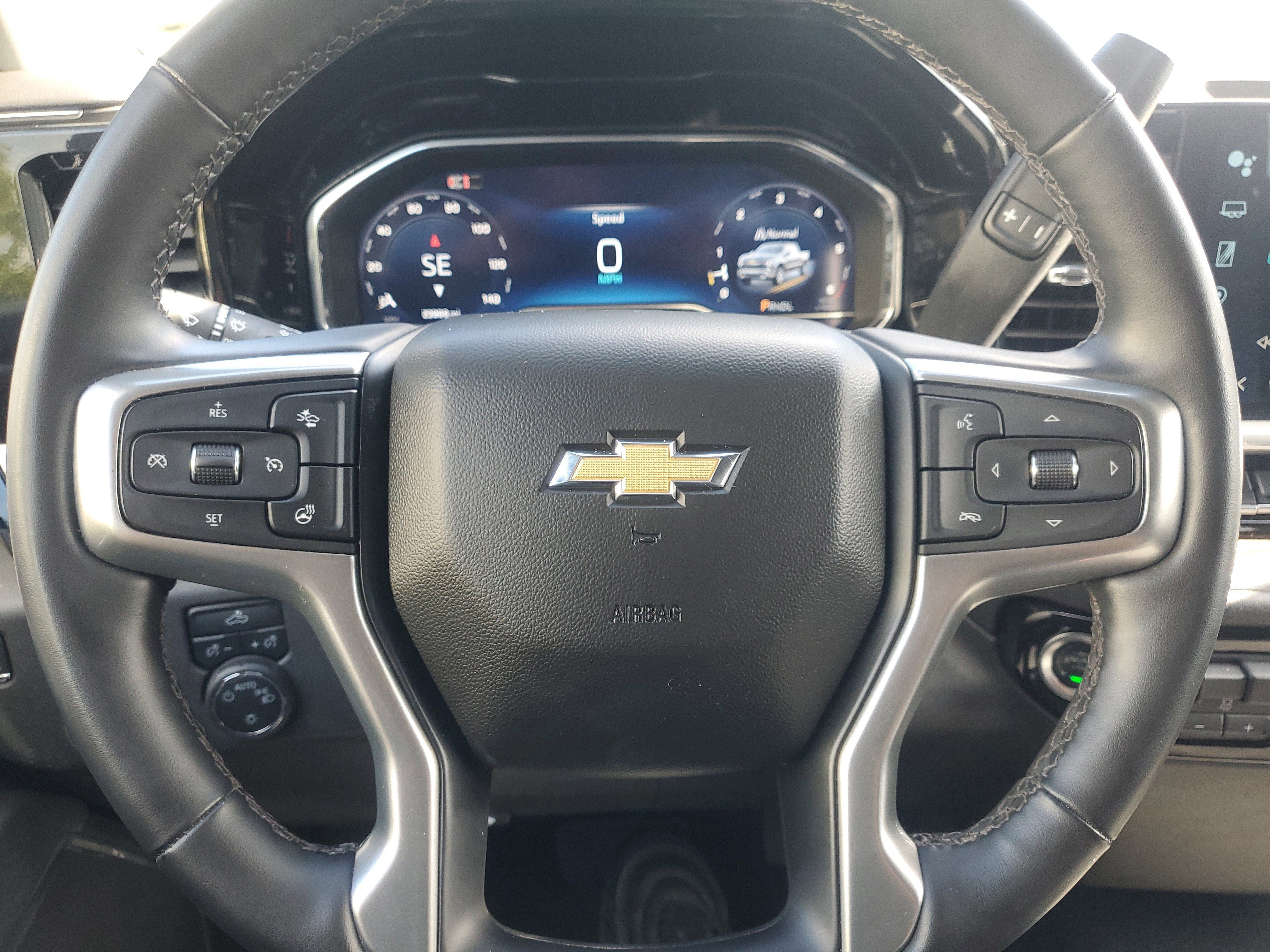 Used 2025 Chevrolet Silverado 1500 LT image 19
