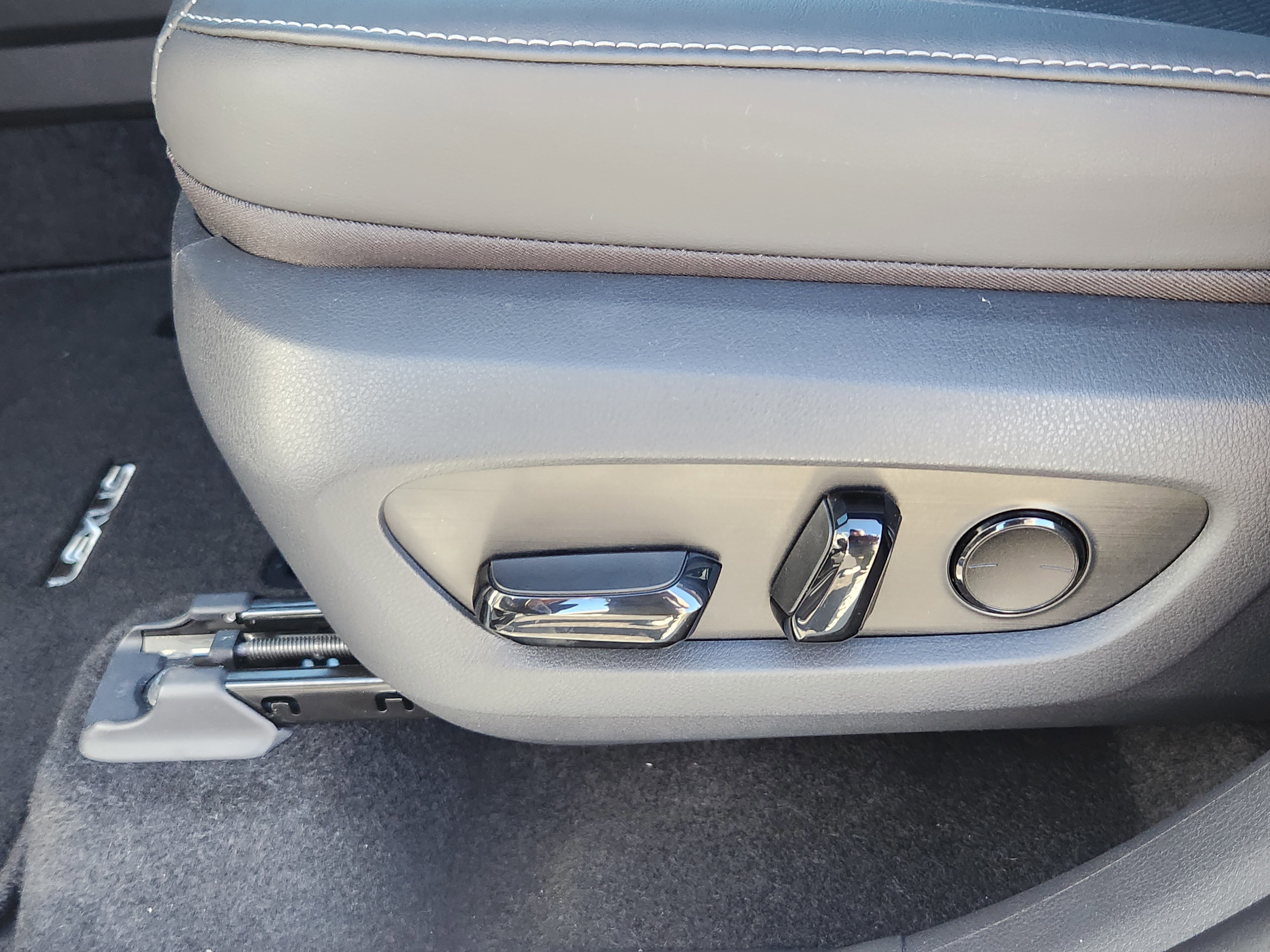 New 2026 Lexus TX 350 AWD image 18