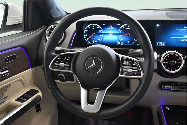 Used 2023 Mercedes-Benz GLB 250 4MATIC image 24