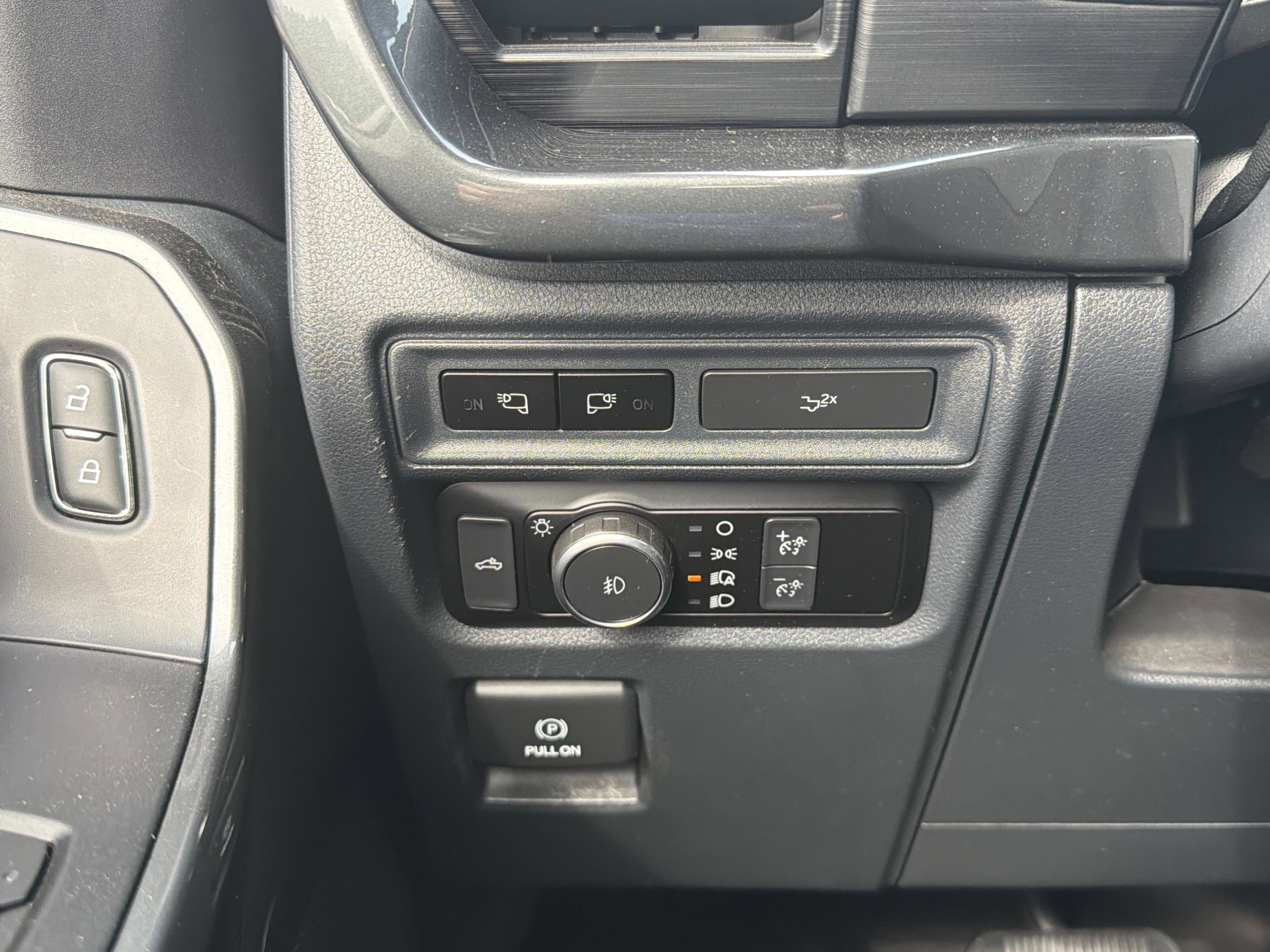 Used 2022 Ford F150 XLT w/ Equipment Group 302A High image 15