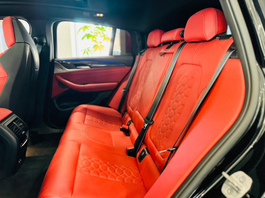 Used 2025 BMW X4 M w/ Competition Package image 17