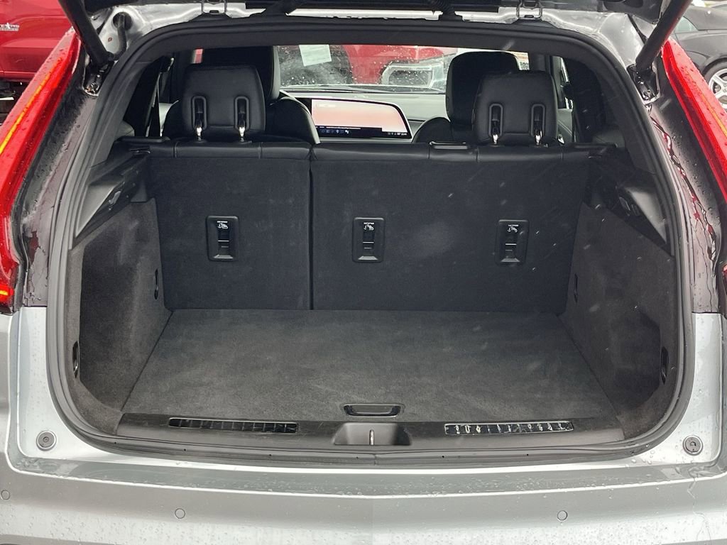 Used 2024 Cadillac XT4 Premium Luxury image 18