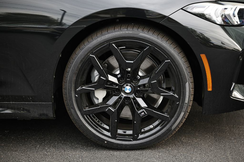 New 2026 BMW 330i Sedan w/ M Sport Package image 5