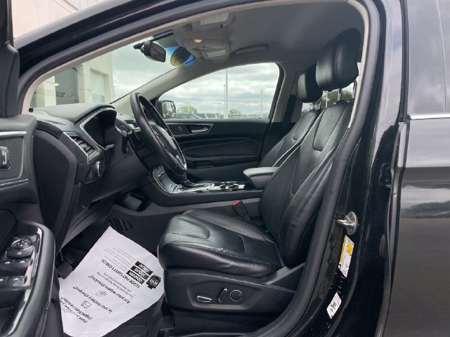 Used 2015 Ford Edge Titanium AWD/4WD image 19