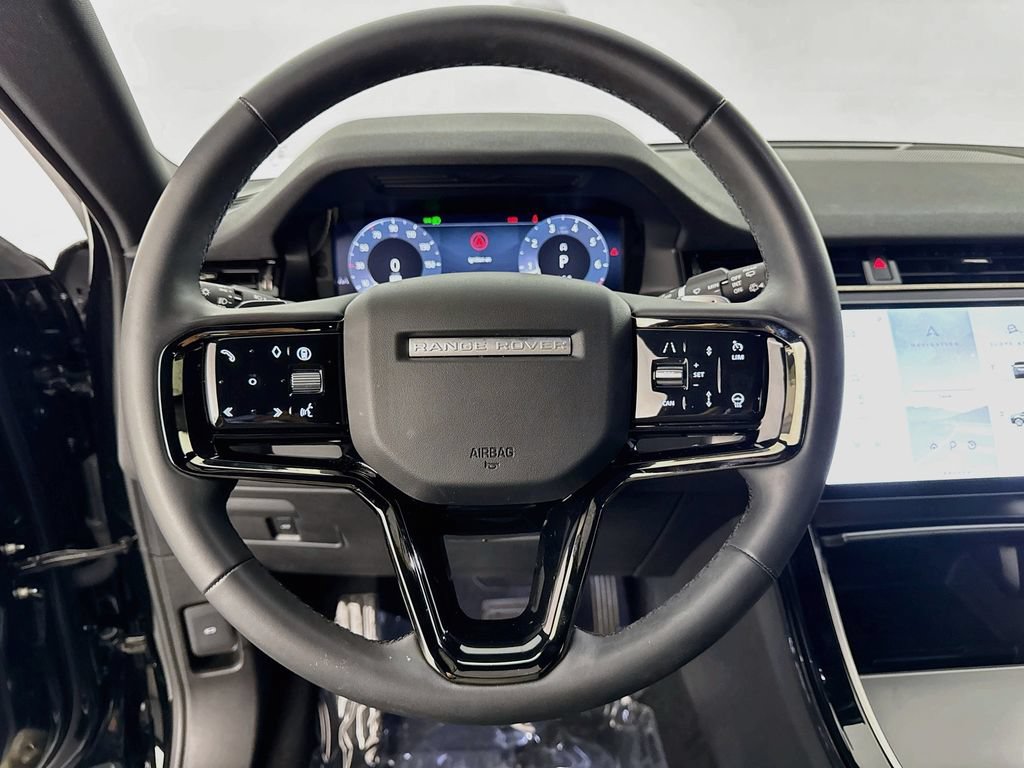 Used 2026 Land Rover Range Rover Evoque S AWD/4WD image 11