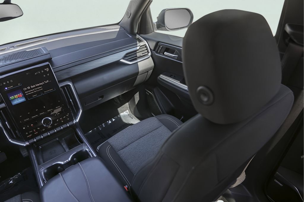 Certified 2025 GMC Acadia Elevation image 30