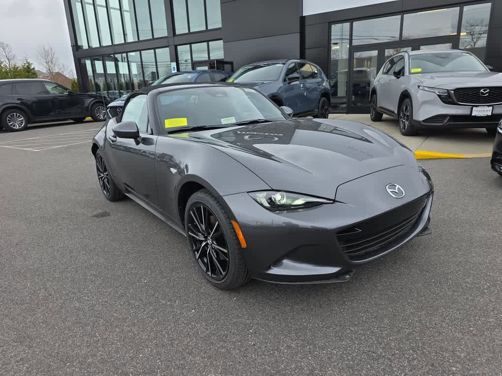 New 2026 MAZDA MX-5 Miata Grand Touring w/ Weather Package RWD image 4