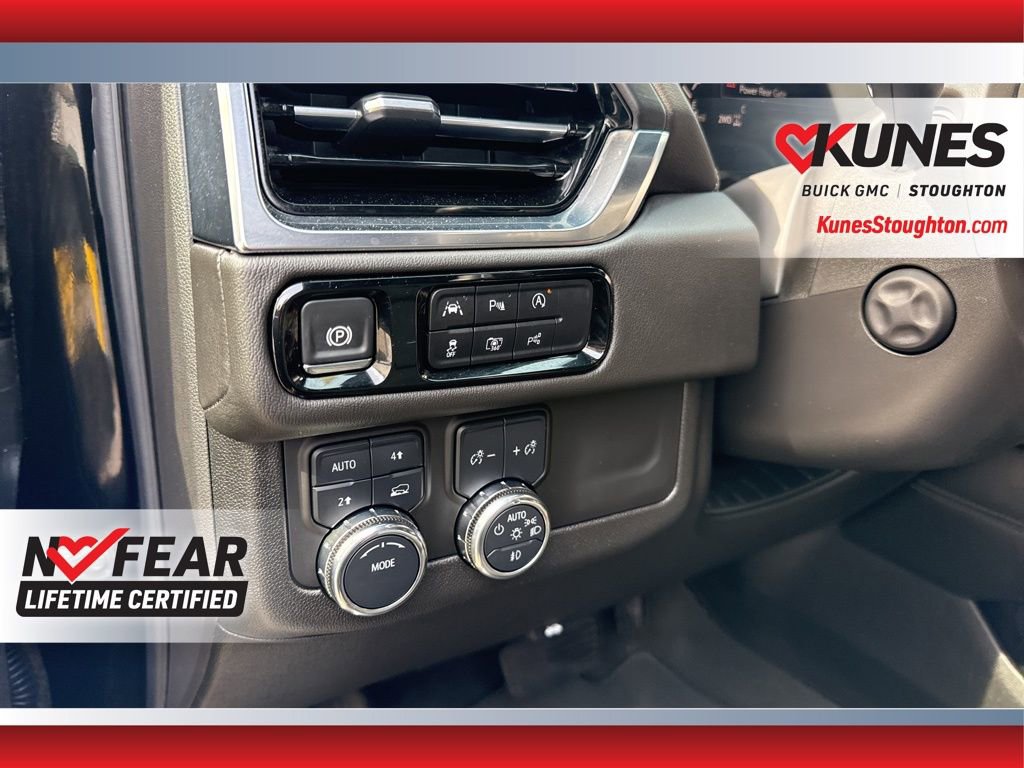 Used 2025 GMC Yukon Denali image 27
