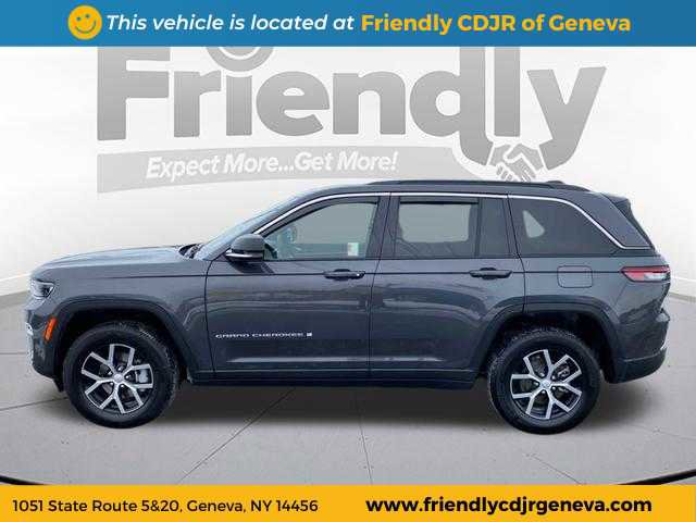 Used 2025 Jeep Grand Cherokee Limited w/ Trailer Tow Package image 7