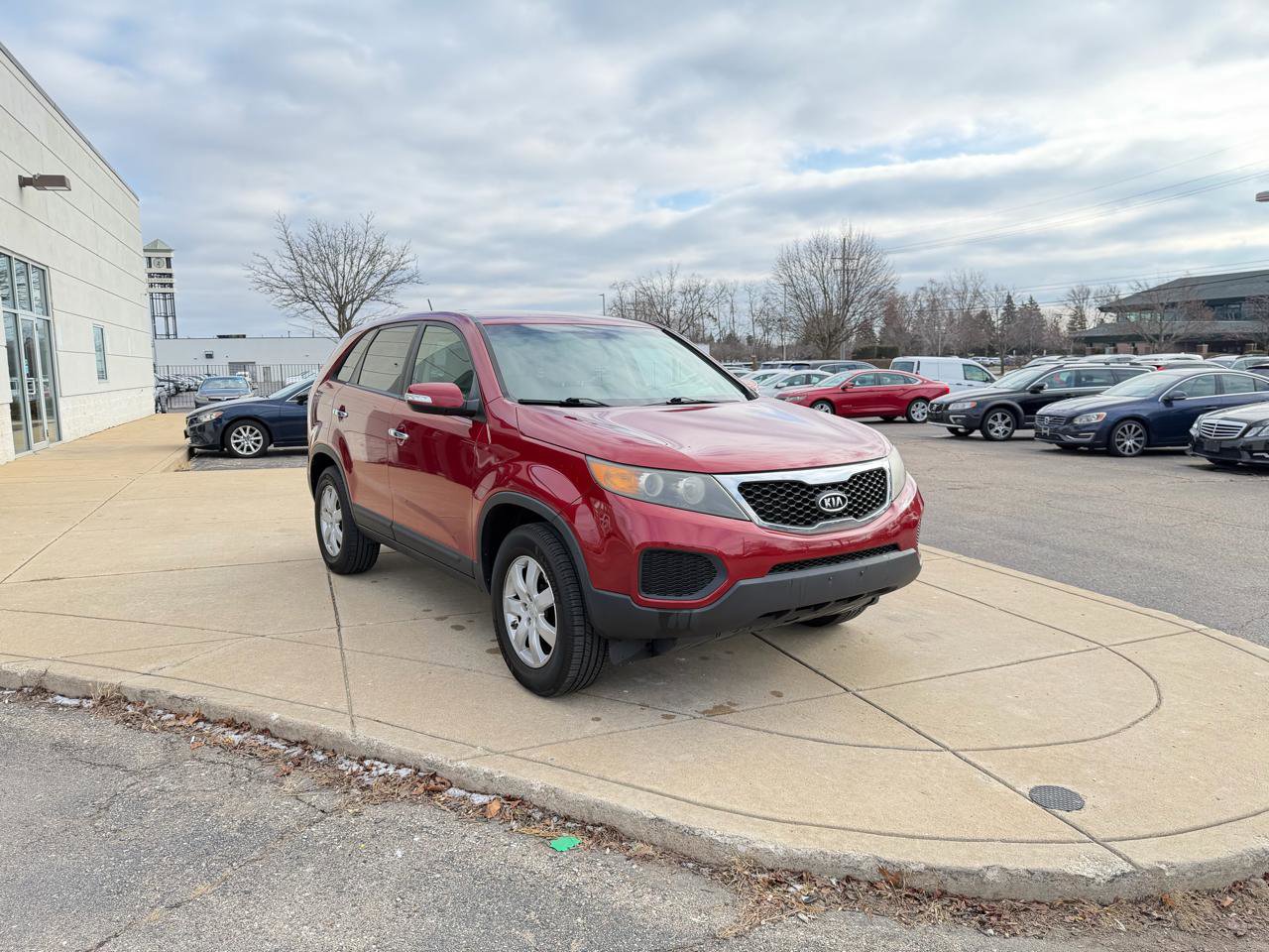 Used 2011 Kia Sorento LX image 3