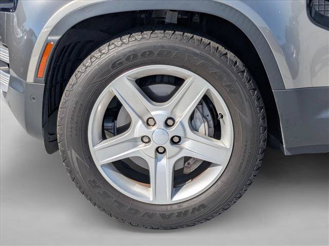 Used 2023 Land Rover Defender 130 SE AWD/4WD image 19