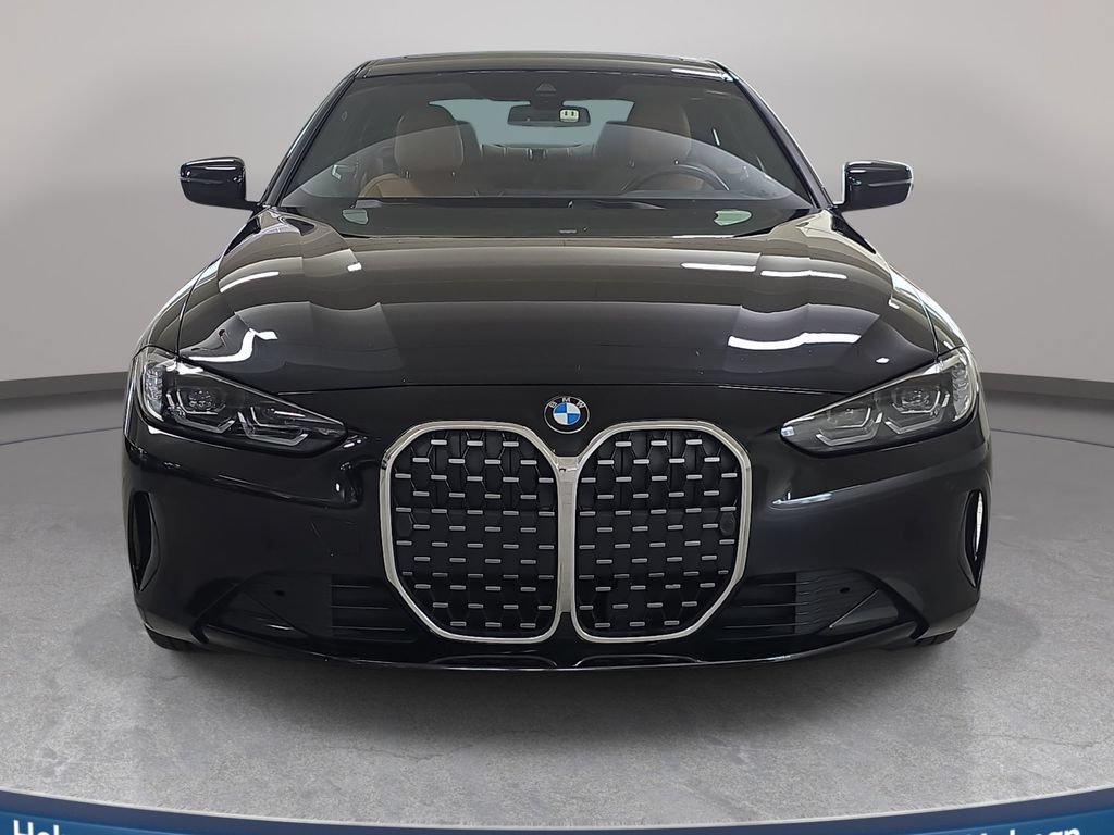 Used 2024 BMW 430i Coupe w/ Convenience Package RWD image 3
