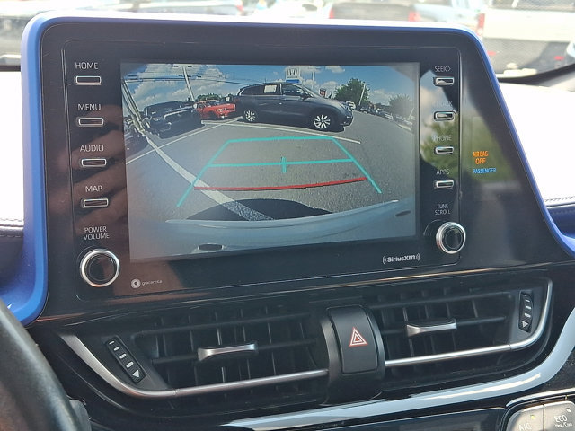 Used 2020 Toyota C-HR XLE FWD image 17
