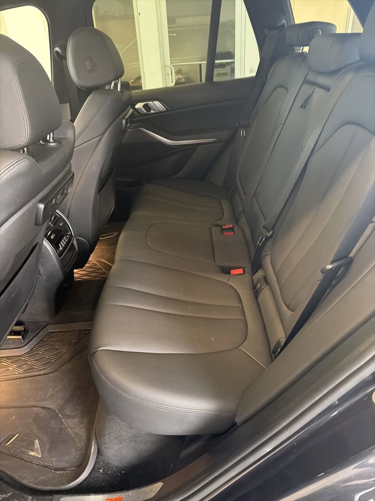 Used 2019 BMW X5 xDrive40i w/ Premium Package 2 AWD/4WD image 16