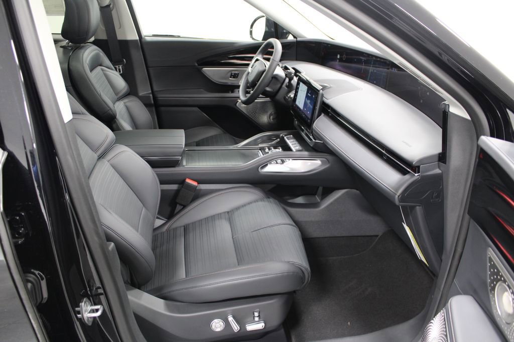 New 2026 Lincoln Nautilus Reserve image 28