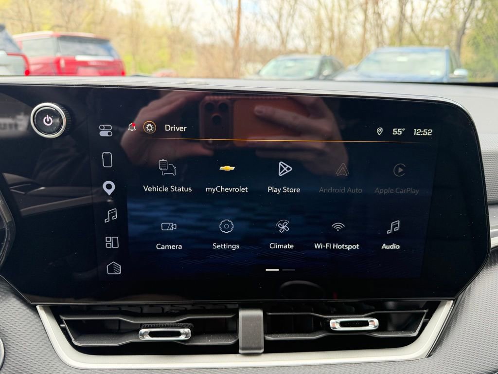 Used 2026 Chevrolet Equinox LT w/ Convenience Package II image 23