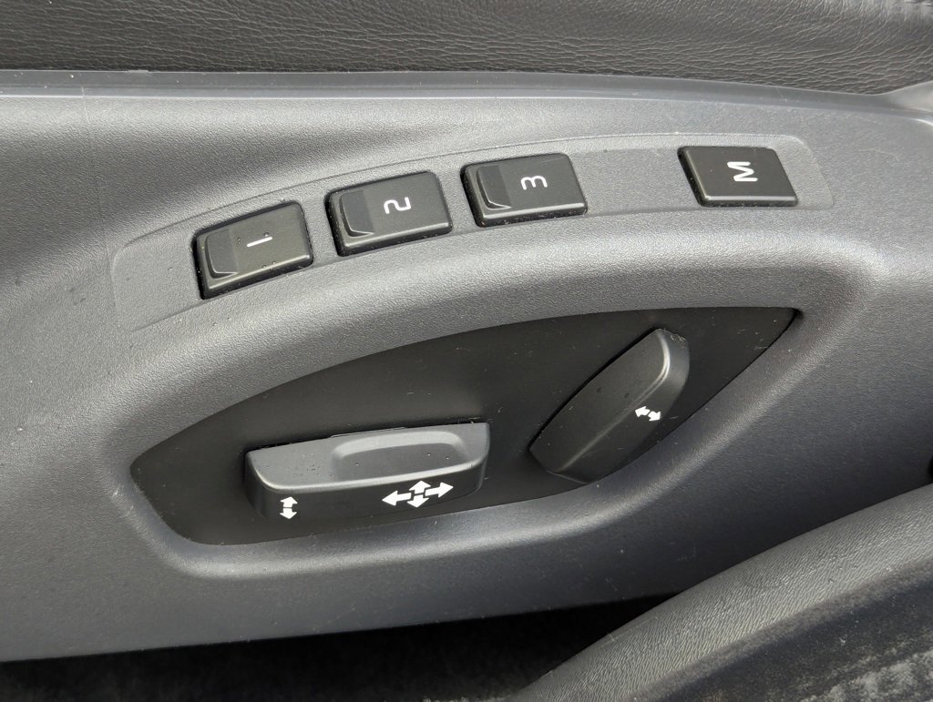 Used 2016 Volvo XC70 T5 Premier w/ Proximity Package image 26