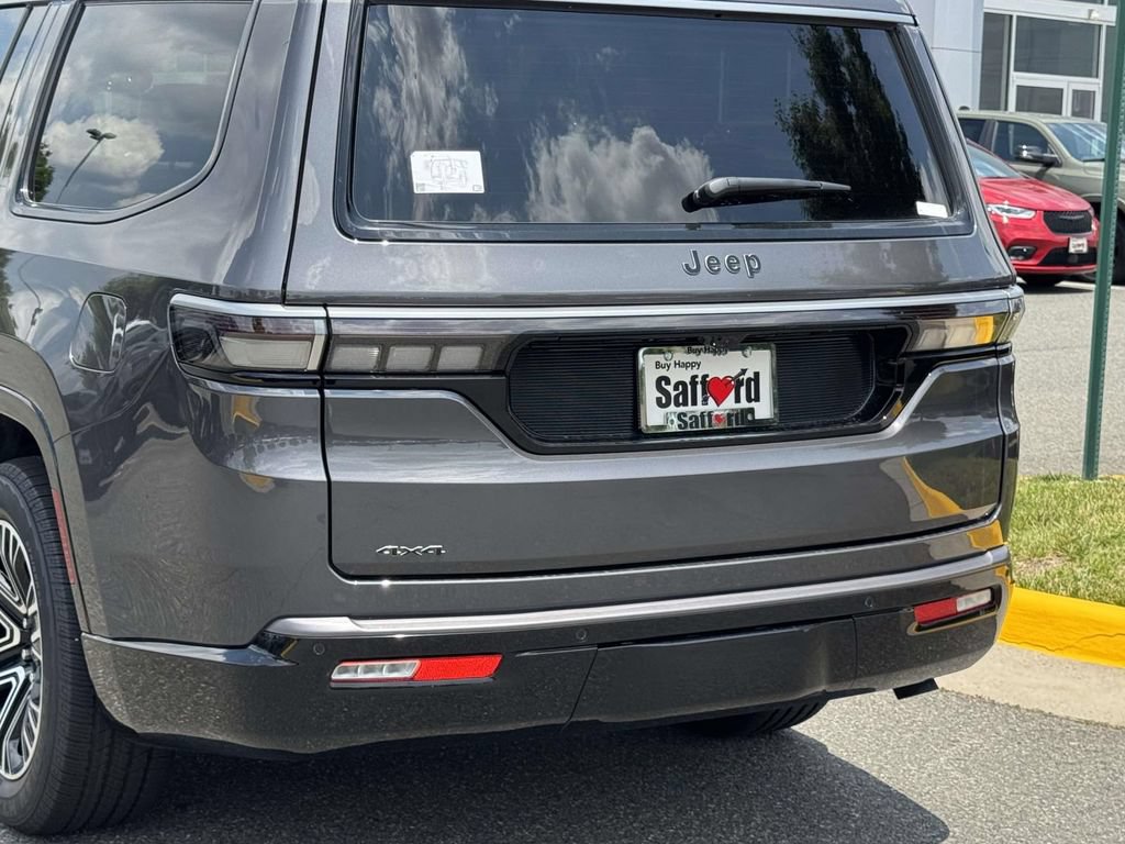 New 2026 Jeep Grand Wagoneer 4WD image 10