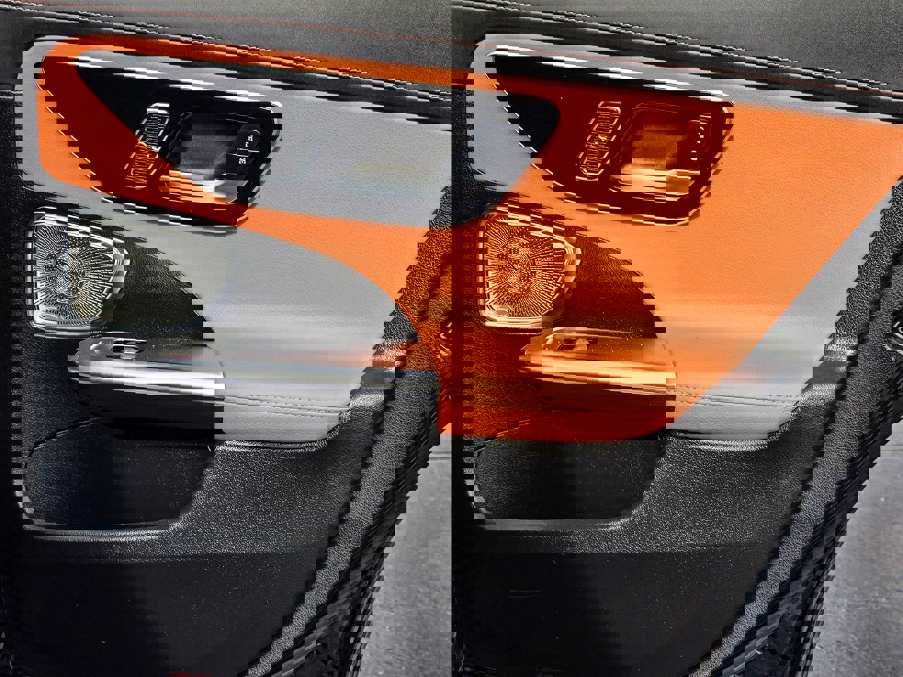 Used 2023 Mercedes-Benz C 300 4MATIC Sedan image 33