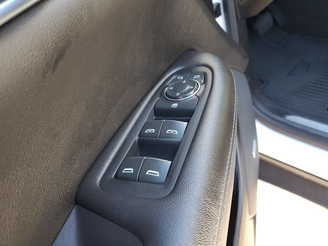 Used 2023 Cadillac XT5 Luxury FWD image 17