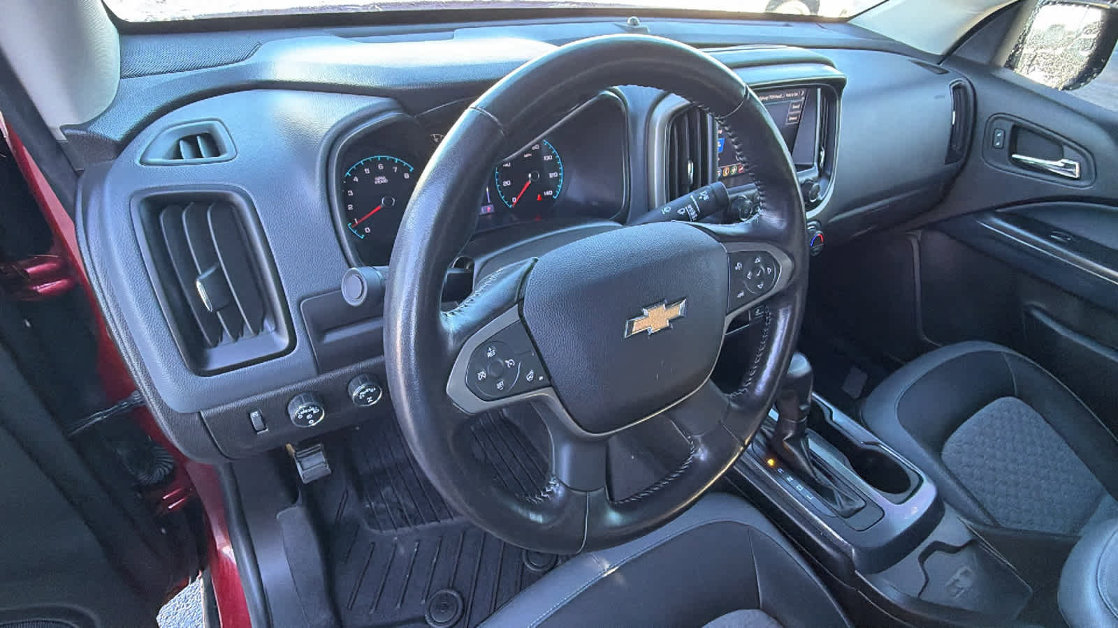 Used 2019 Chevrolet Colorado Z71 image 10