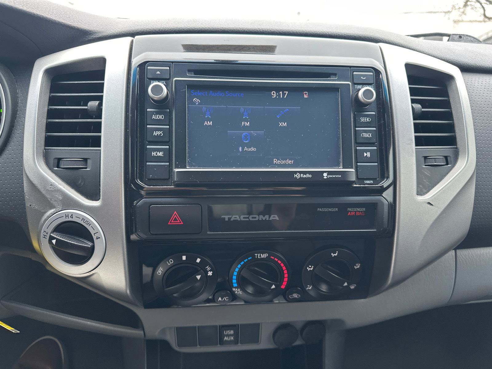 Used 2015 Toyota Tacoma TRD Pro image 26