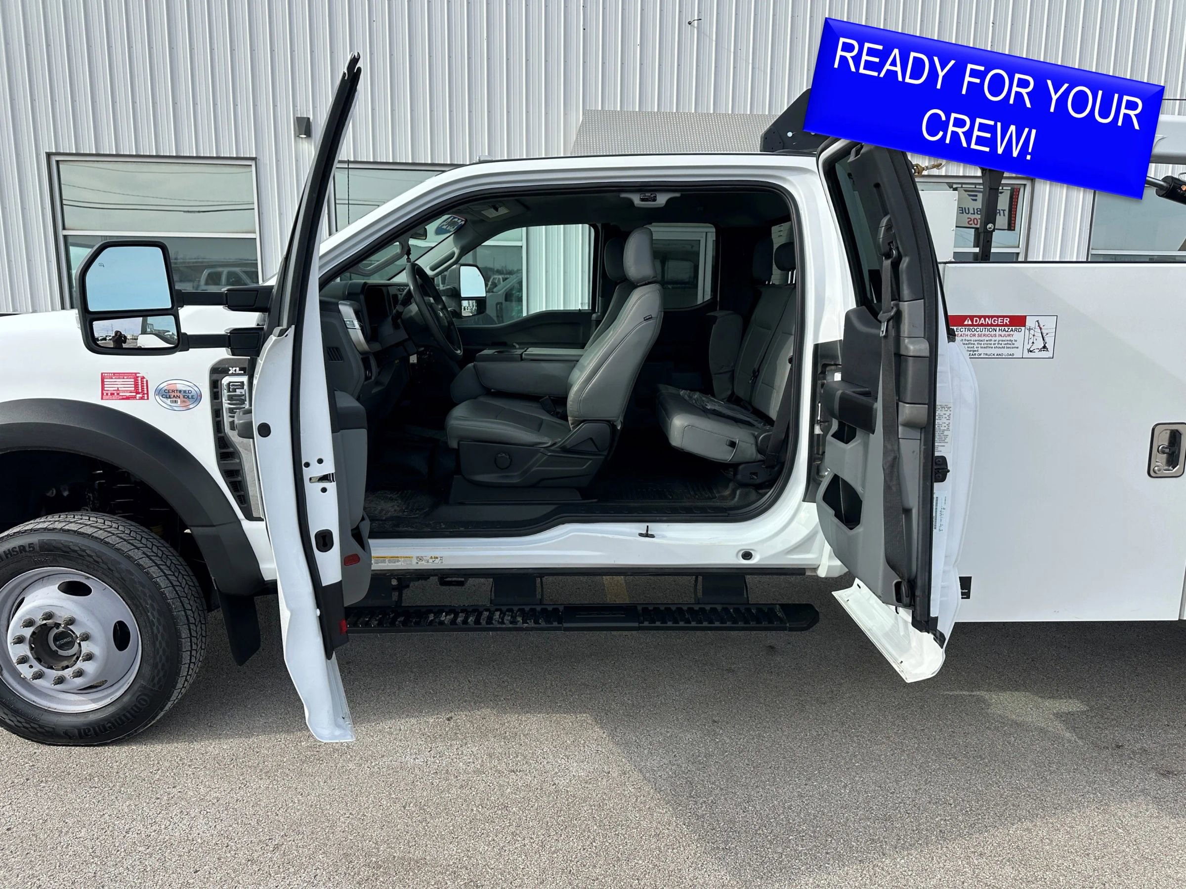Used 2024 Ford F550 4x4 SuperCab Super Duty image 4