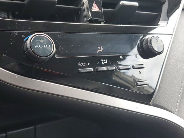 Used 2024 Toyota Camry SE FWD image 25