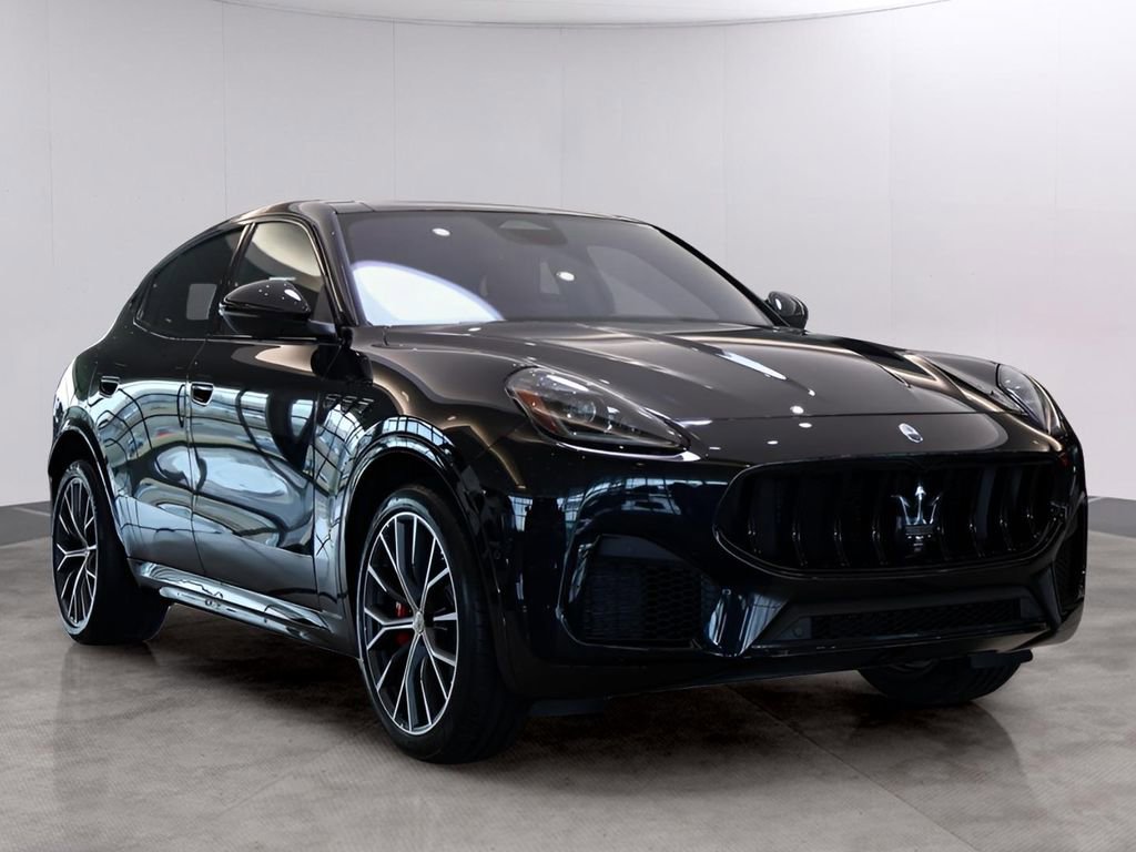 New 2026 Maserati Grecale Modena image 3
