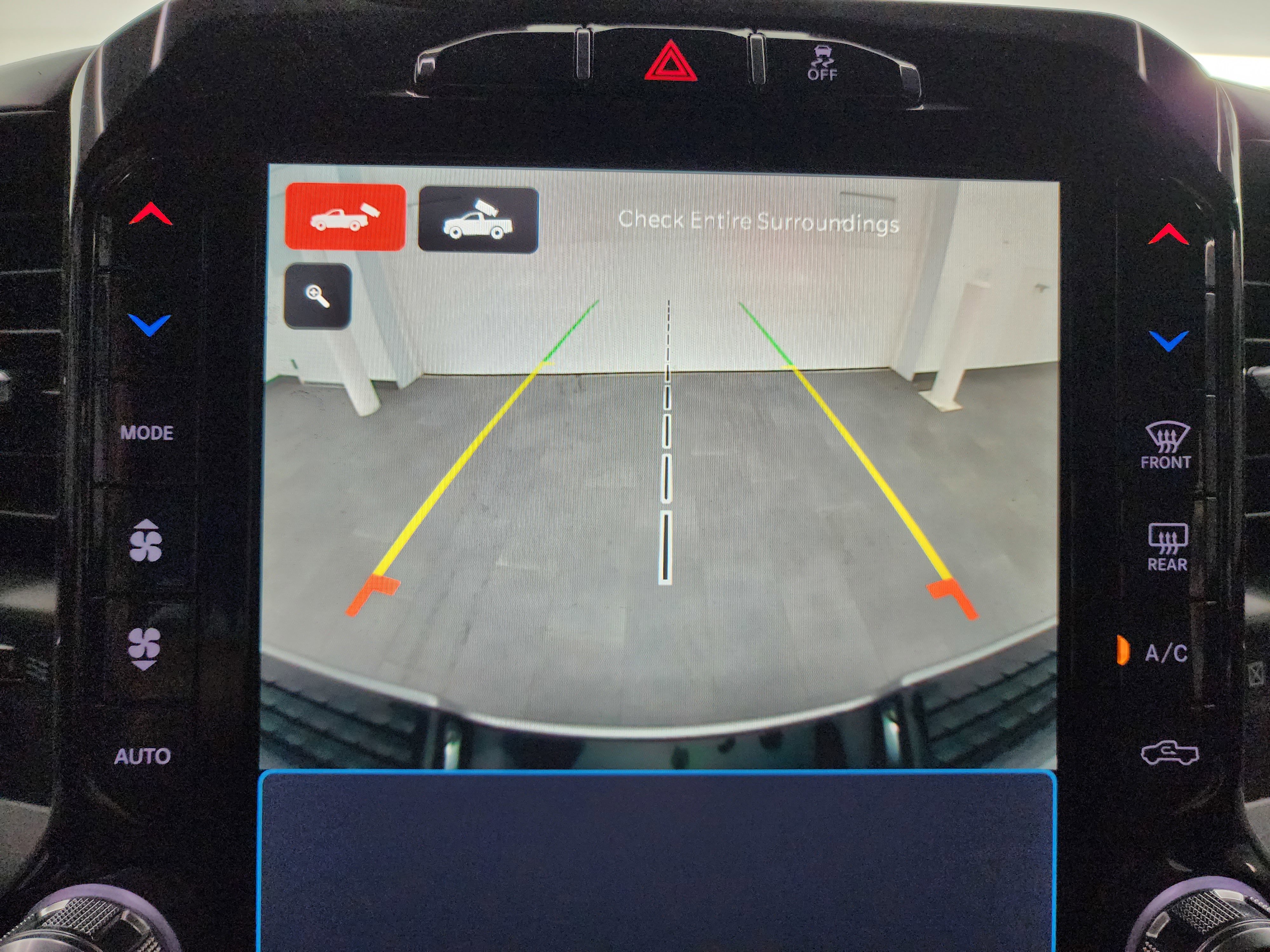 Used 2022 RAM 2500 Big Horn w/ Level C Equiment Group image 15