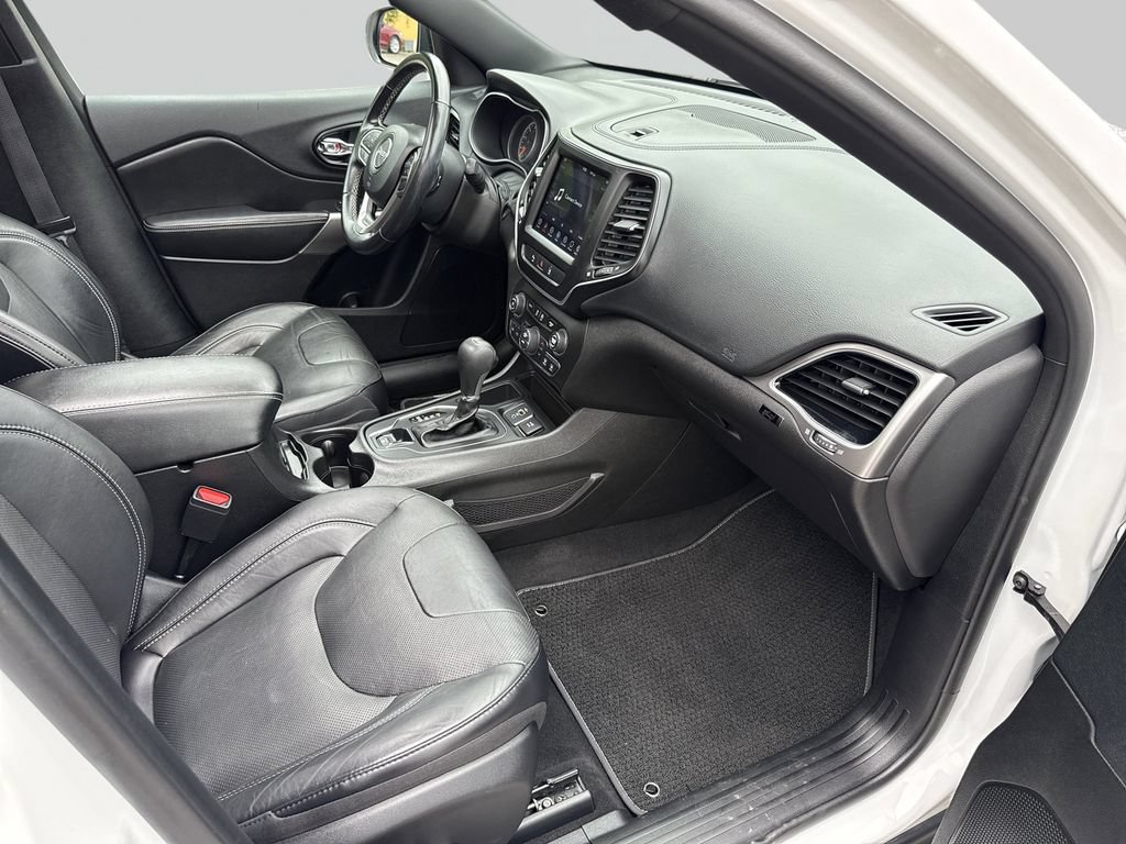 Used 2021 Jeep Cherokee Latitude Lux 80th Anniv w/ Quick Order Package 26U 80TH FWD image 34