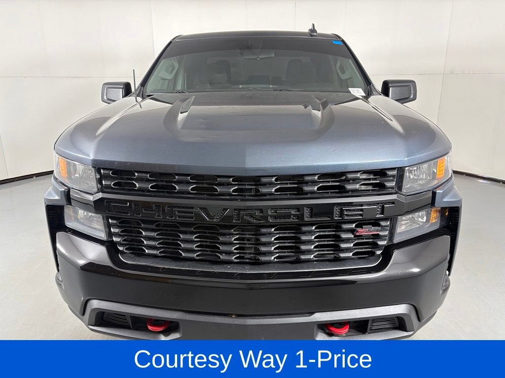 Used 2021 Chevrolet Silverado 1500 Custom Trail Boss w/ LPO, Dark Essentials Package AWD/4WD image 4