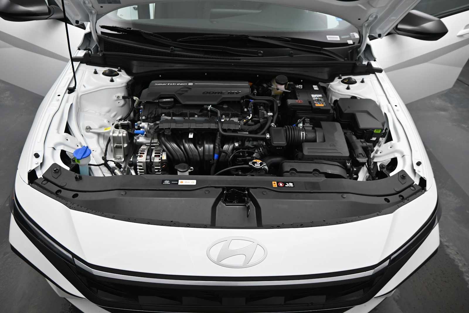 New 2026 Hyundai Elantra SEL Sport FWD image 21