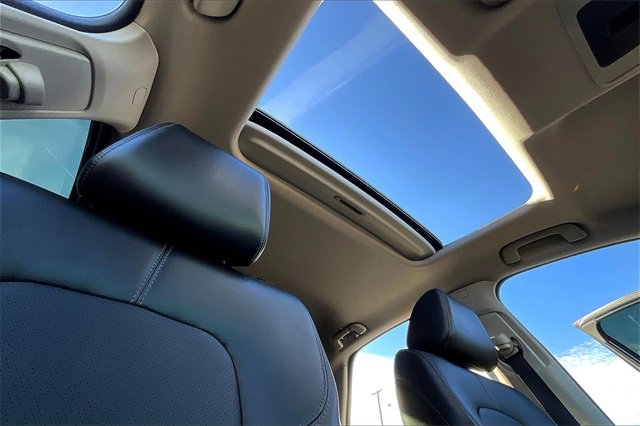 Used 2024 Honda Civic EX-L image 17