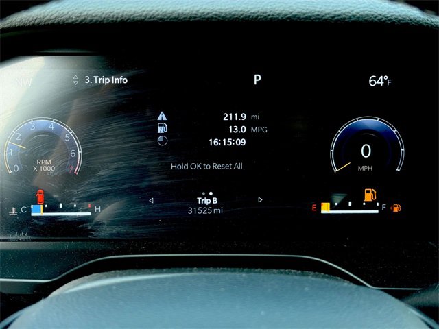 Used 2023 Jeep Grand Cherokee Altitude image 22