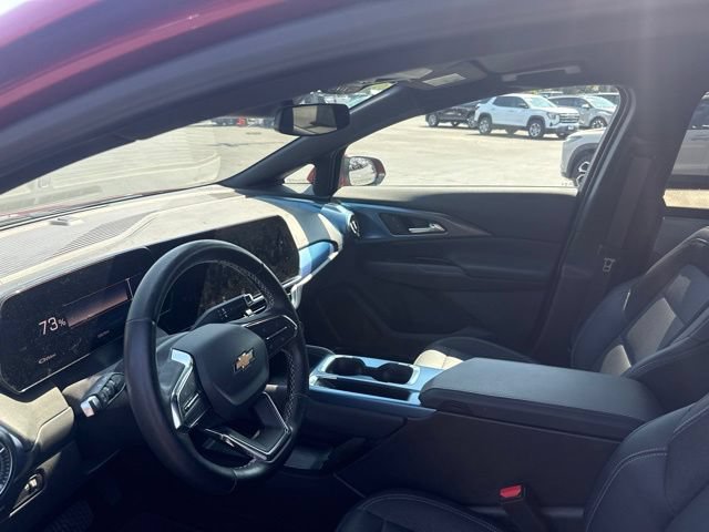 Certified 2024 Chevrolet Equinox EV LT FWD image 10