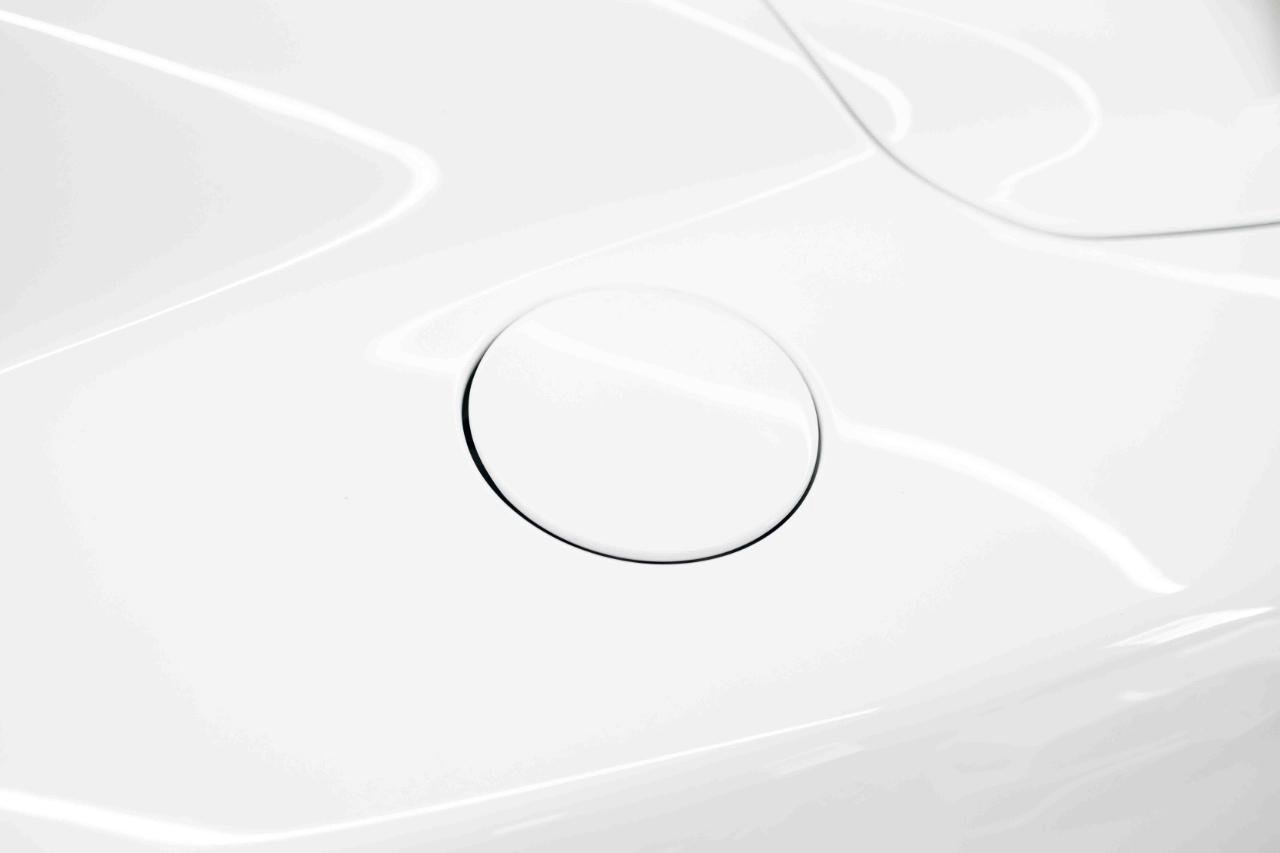 Used 2016 Aston Martin Vanquish Coupe image 25