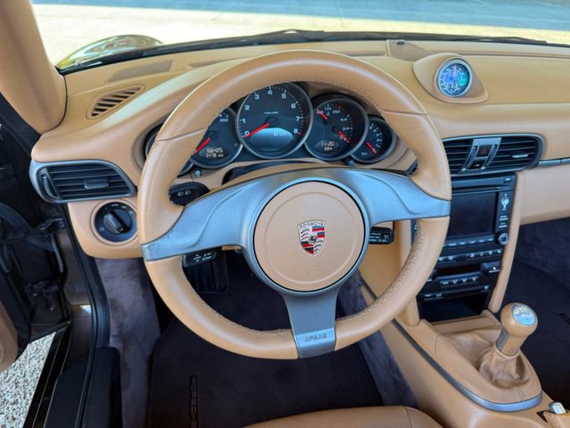 Used 2010 Porsche 911 Carrera 4 image 40