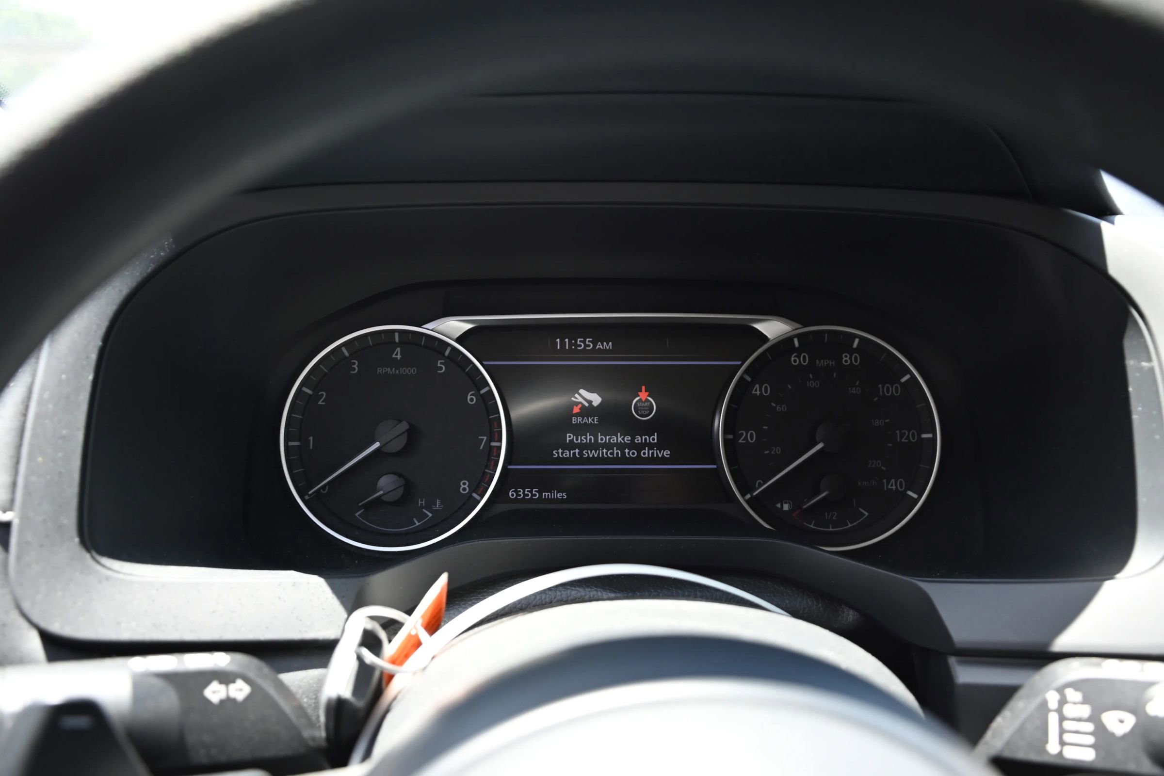 Used 2025 Nissan Pathfinder S image 8