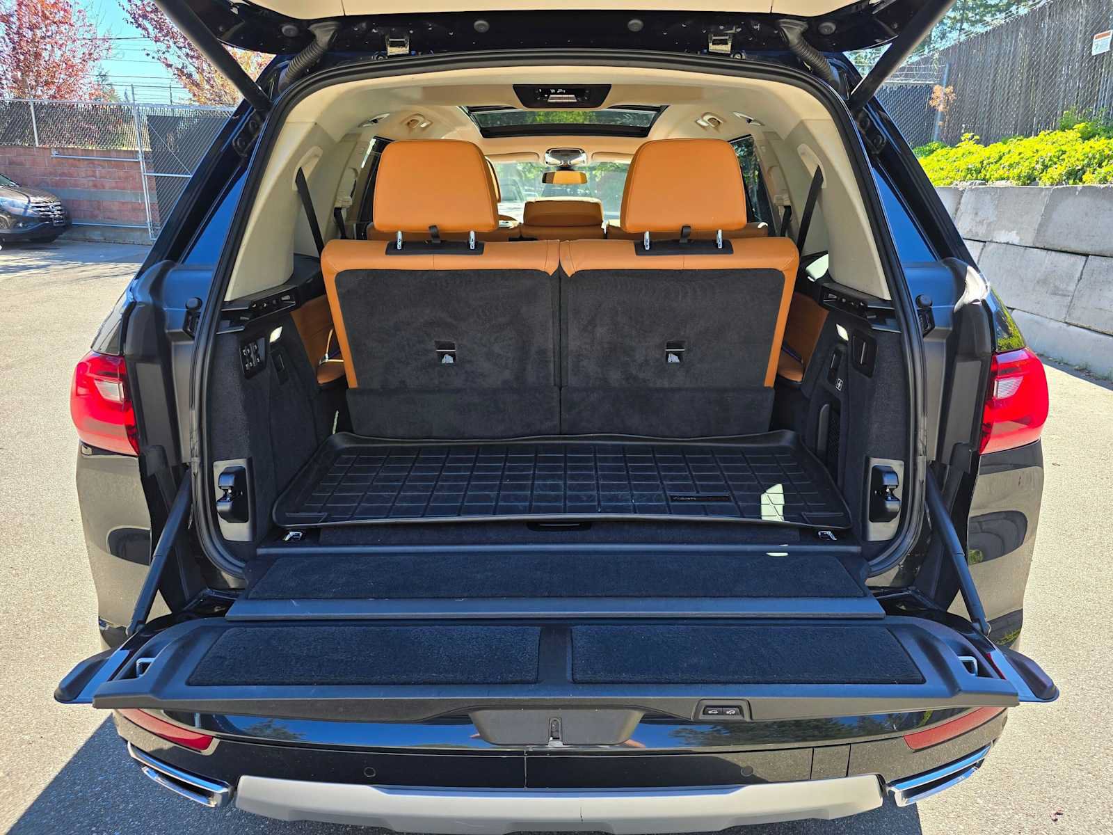 Used 2022 BMW X7 xDrive40i AWD/4WD image 14