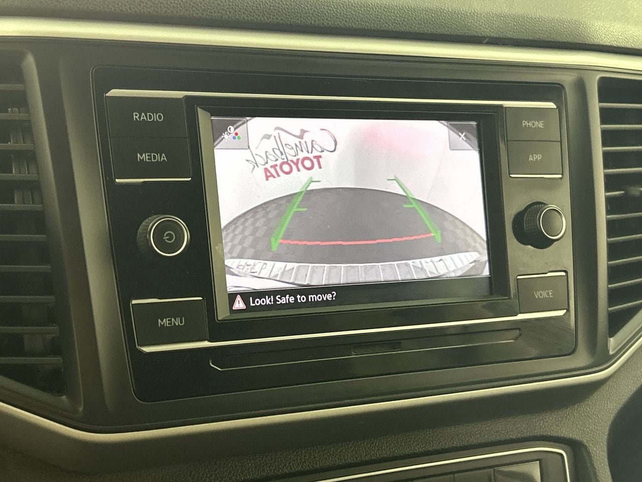 Used 2021 Volkswagen Atlas S FWD image 17