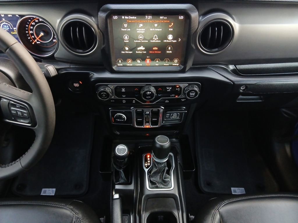 Used 2023 Jeep Gladiator Sport AWD/4WD image 3