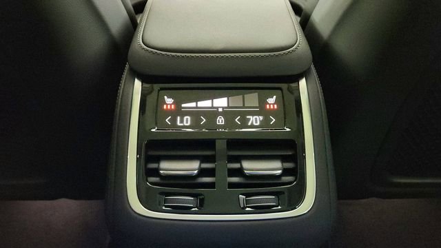 New 2026 Volvo XC90 T8 Ultra w/ Lounge Package AWD/4WD image 33