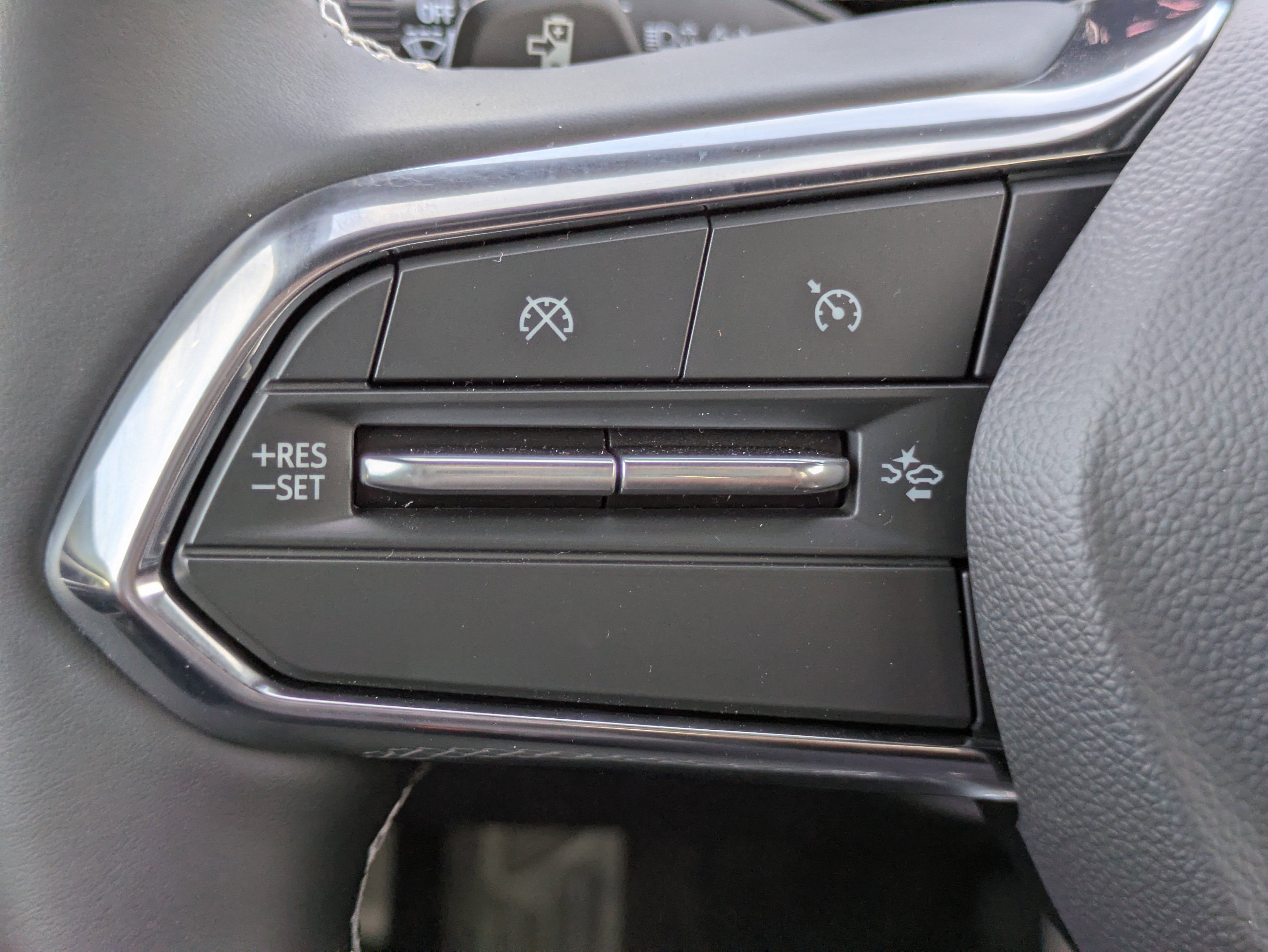 New 2026 Chevrolet Equinox EV LT image 14