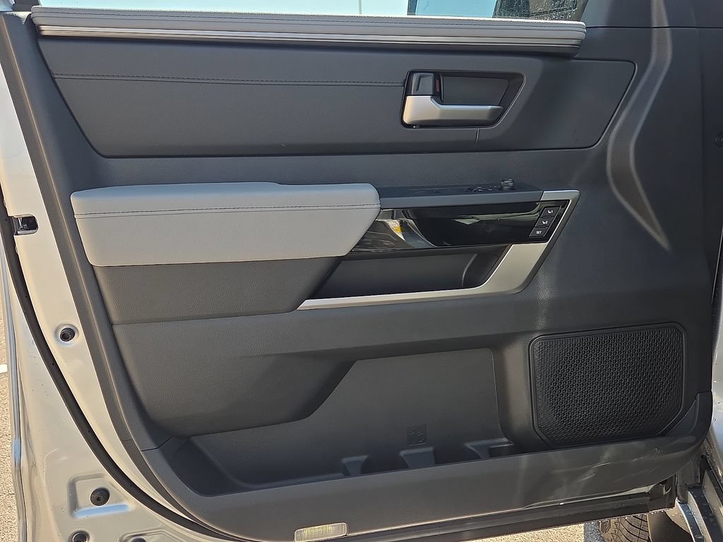 New 2026 Toyota Tundra Limited AWD/4WD image 17
